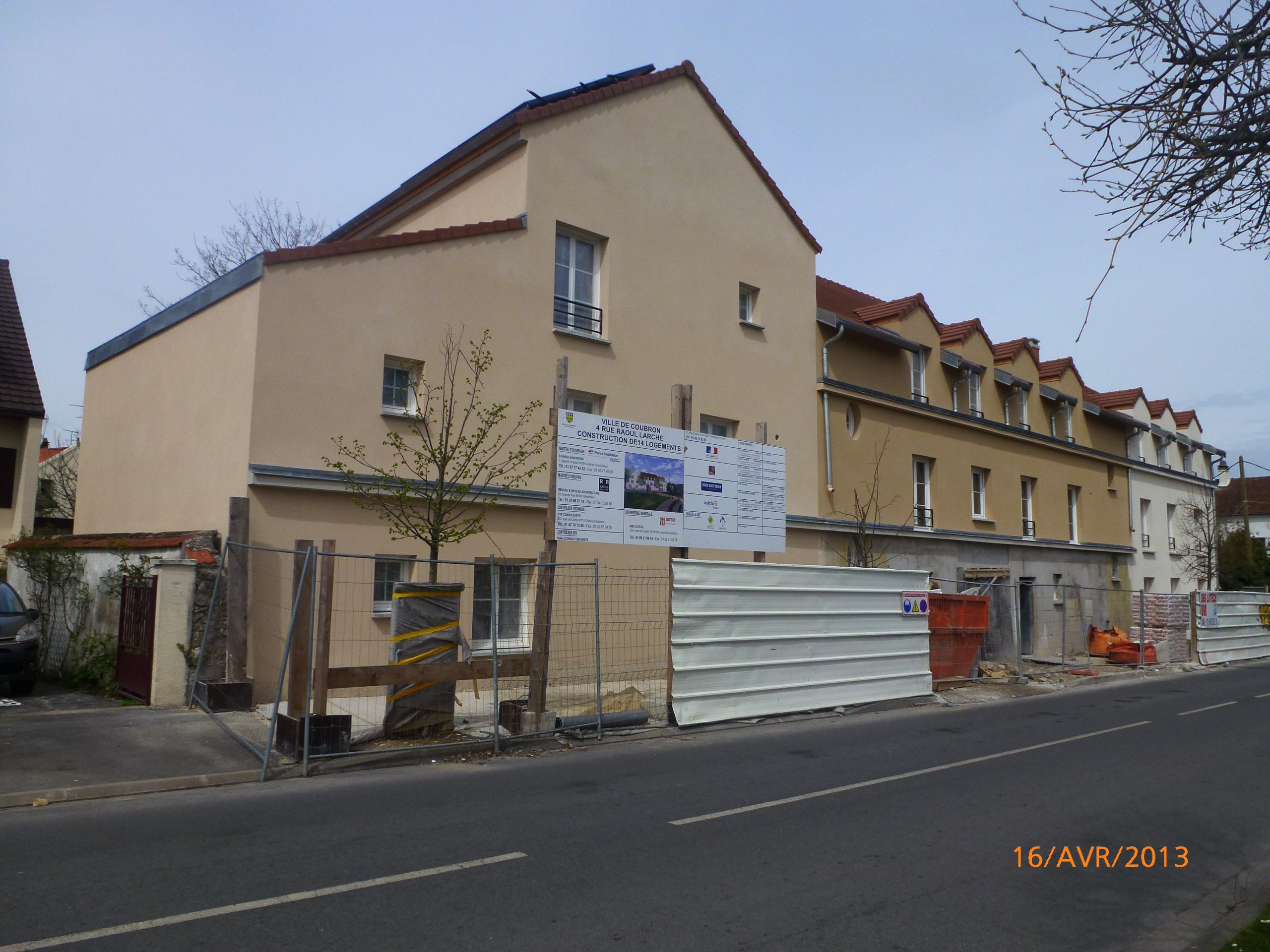 Paris İnşaat Logements, Coubron